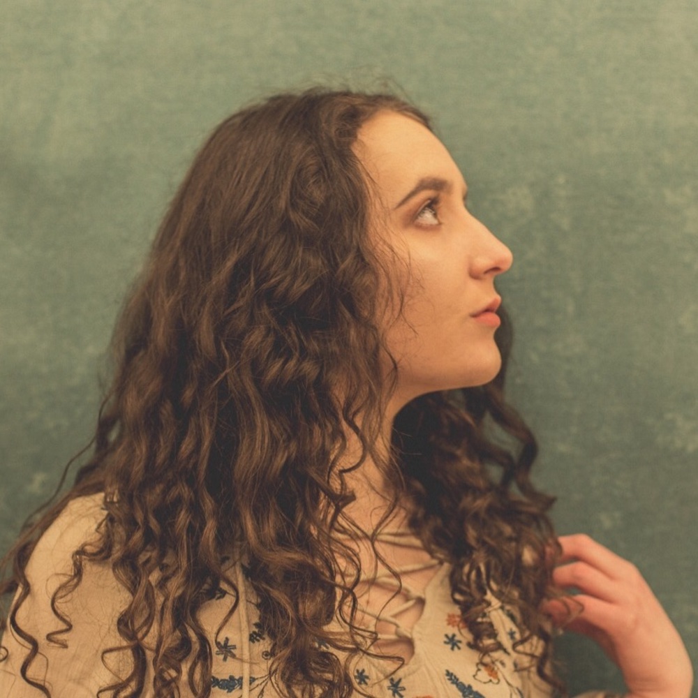 Meet your Posher, Monica